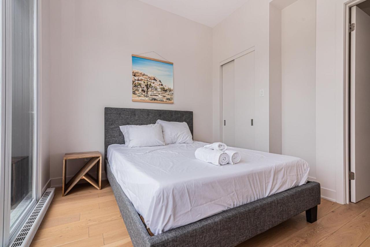 Cool And Clean Flat By Atwater Market By Den Stays Montréal Exterior foto